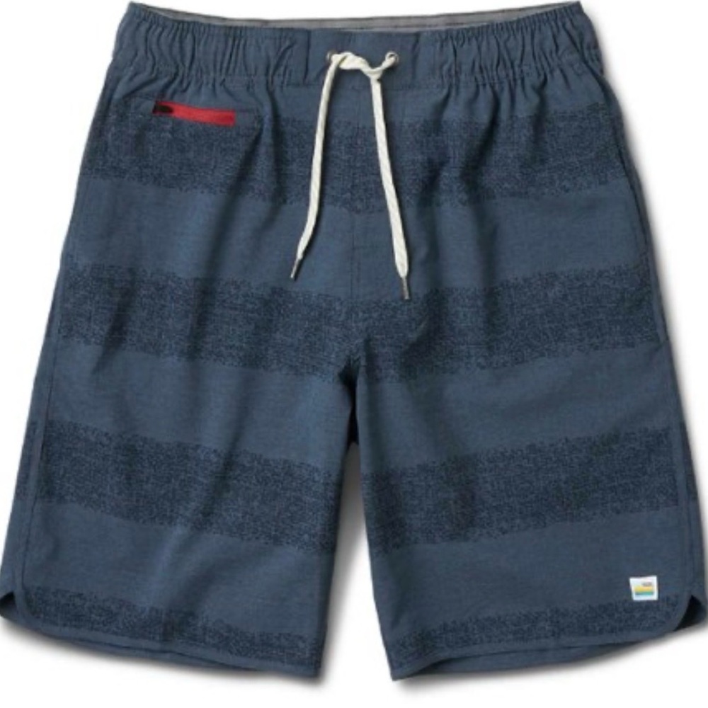 Vuori Men's The Banks Shorts 8.5 inch Inseam Drawstring Pull On Navy Stripe S